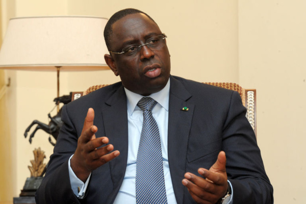 Macky Sall à la levée du corps de Djibo Kâ : "Le Sénégal a perdu un homme de dialogue"