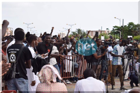Images- Sénégal: Forte mobilisation contre le franc CFA  