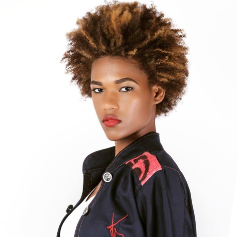 12 Photos: La belle et jeune mannequin Stephanie Diatta