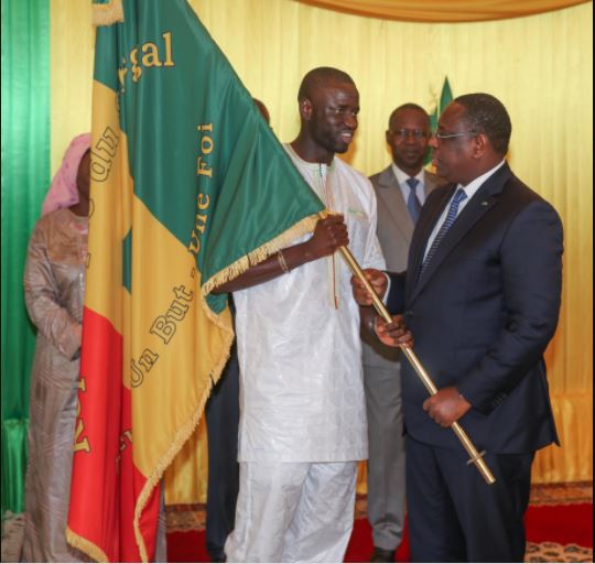 « Macky Sall menace de dissoudre la fédération et de renvoyer le staff » : le ministère des Sports dément le journal "L'AS" « Macky Sall menace de dissoudre la fédération et de renvoyer le staff » : le ministère des Sports dément le journal "L'AS"