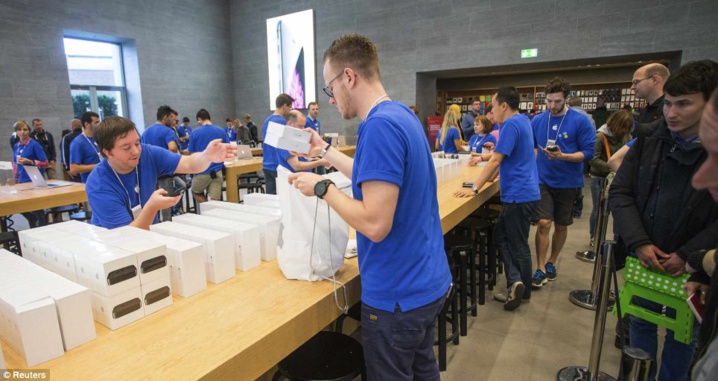 Est-ce qu'Apple désespère ? La marque offre le nouvel Iphone 7 pour 1€ aux habitants de Dakar