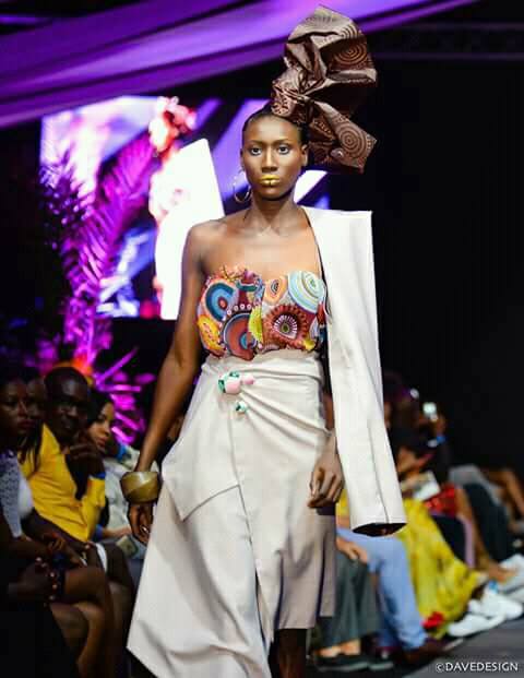 Photos : Aïcha Diallo, la séduisante sirène de la Petite Côte qui a représenté le Sénégal au Festival international de la mode africaine