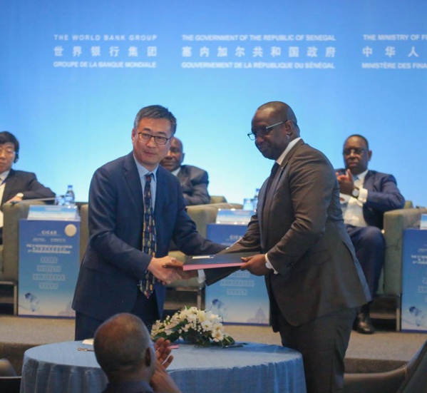 Mouhamadou Makhtar Cissé, DG de SENELEC, ce matin, à la troisième édition du Forum "Investir en Afrique" au CICAD Diamniadio.