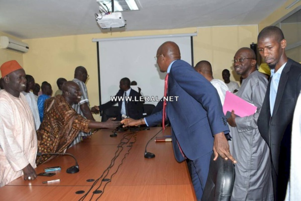 Photos : Alioune Badara Diop passe le témoin à Lansana Gandji Sakho à l'Office National de l'Assainissement du Sénégal (ONAS) 