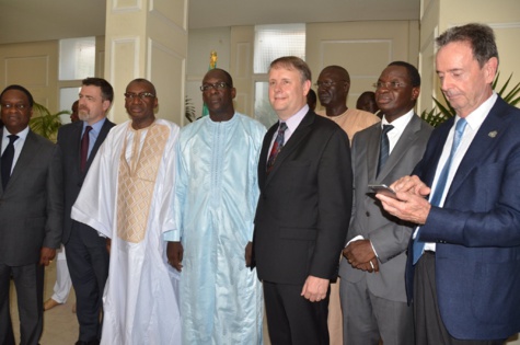 Dakar: Signature d’Accord de siège pour le bateau-hôpital entre le Gouvernement du Sénégal et  l’ONG « MERCY SHIPS » (Images)