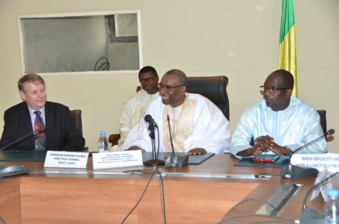 Dakar: Signature d’Accord de siège pour le bateau-hôpital entre le Gouvernement du Sénégal et  l’ONG « MERCY SHIPS » (Images)