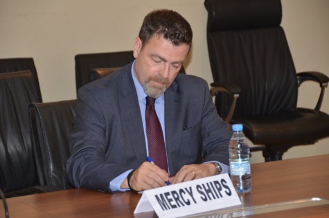 Dakar: Signature d’Accord de siège pour le bateau-hôpital entre le Gouvernement du Sénégal et  l’ONG « MERCY SHIPS » (Images)