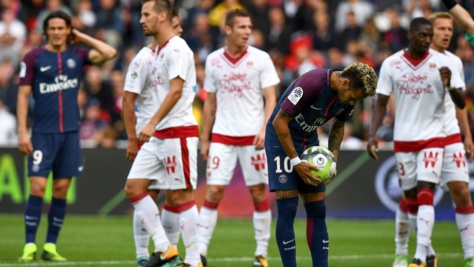 PSG : Neymar, le nouvel héritier des penalties devant Cavani !