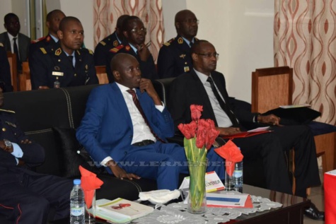 Photos : La visite de Aly Ngouille Ndiaye, ministre de l'Intérieur à la Caserne des Sapeurs Pompiers