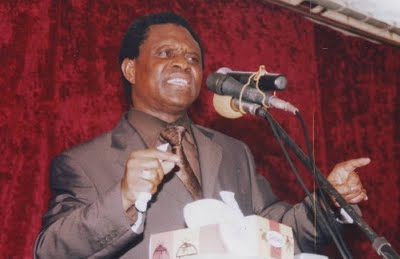 SERIGNE MODOU KARA défend Me Wade