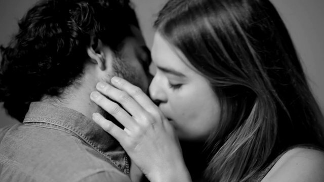 7 choses que les hommes font quand ils pensent encore à leurs ex. Cet article vaut de l’or !