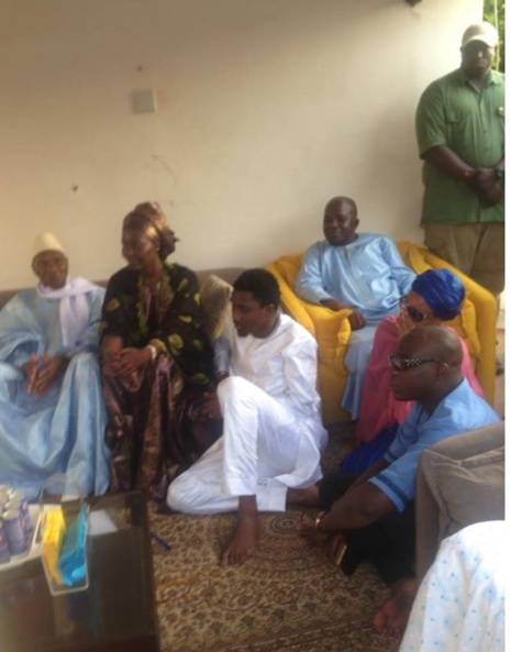 Quand Wally Seck fait un « adiya » de 1000 euros au président Wade