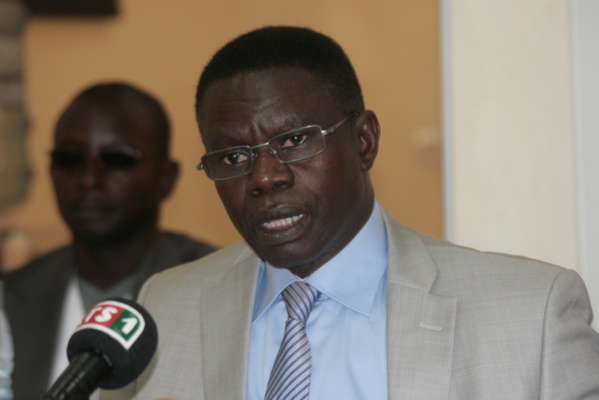 « Dialogue » (Par Pape Diouf, ancien ministre)