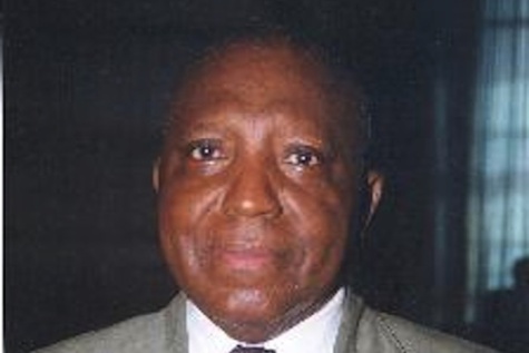 Le Pr Nzouankeu confirme le Pr Babacar Guèye : "Macky Sall peut briguer un 3e mandat consécutif  en 2024"