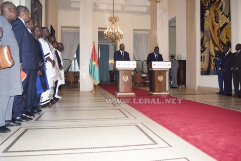 20 Photos: Le Président Macky Sall reçoit son homologue burkinabé, Roch Marc Christan Kaboré 