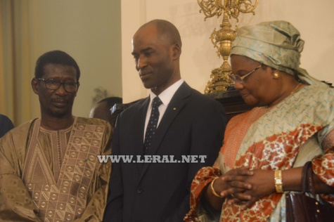 20 Photos: Le Président Macky Sall reçoit son homologue burkinabé, Roch Marc Christan Kaboré 