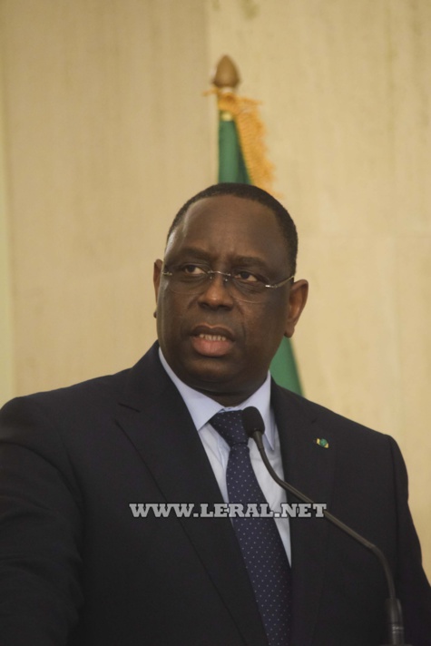 20 Photos: Le Président Macky Sall reçoit son homologue burkinabé, Roch Marc Christan Kaboré 