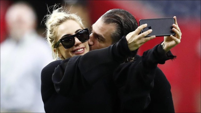Lady Gaga mariée avant la fin de l'année?