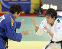 Remise aujourd’hui à Dakar d’un prix d’honneur à la judokate algérienne Soraya Haddad