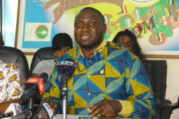 Toussaint Manga, Ujtl: “Macky Sall doit être traduit devant la Haute Cour de justice pour haute trahison”