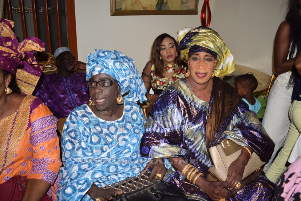 Accueil triomphal de Youssou Ndour à la maison familiale en images