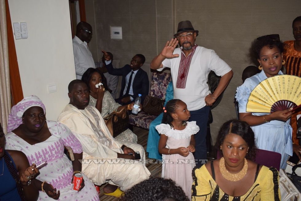 Accueil triomphal de Youssou Ndour à la maison familiale en images