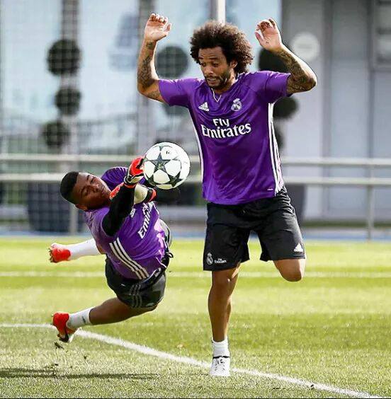 Mohamed Wade, un jeune gardien sénégalais de 17 sur le banc du Real Madrid en Copa del Rey