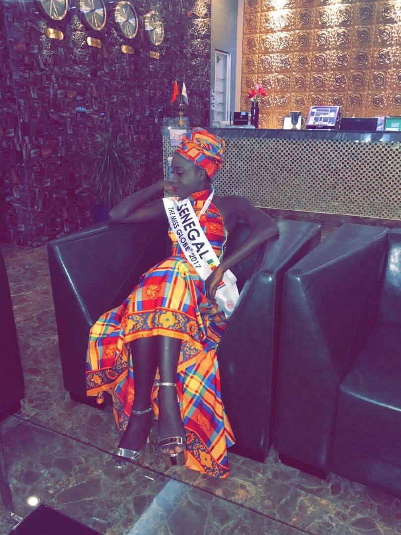 (Photos) Ndack Niki Guèye: La Sénégalaise à la noirceur d'ébène qui éblouit les podiums d'Italie...