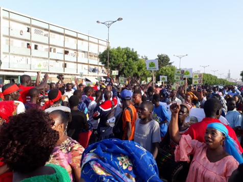Photos- Grand rassemblement à la Médina pour la libération de Khalifa Sall