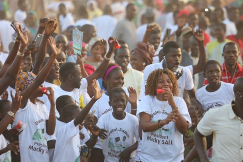 Photos : le Président Macky Sall accueilli dans la ville sainte de Touba
