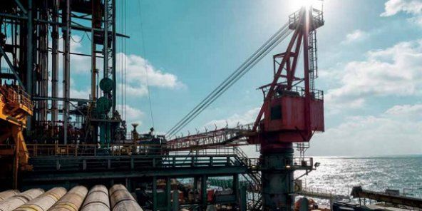 Pour fournir de l'emploi à 2000 jeunes, le gouvernement lance une formation sur les métiers du pétrole et du gaz Pour fournir de l'emploi à 2000 jeunes, le gouvernement lance une formation sur les métiers du pétrole et du gaz