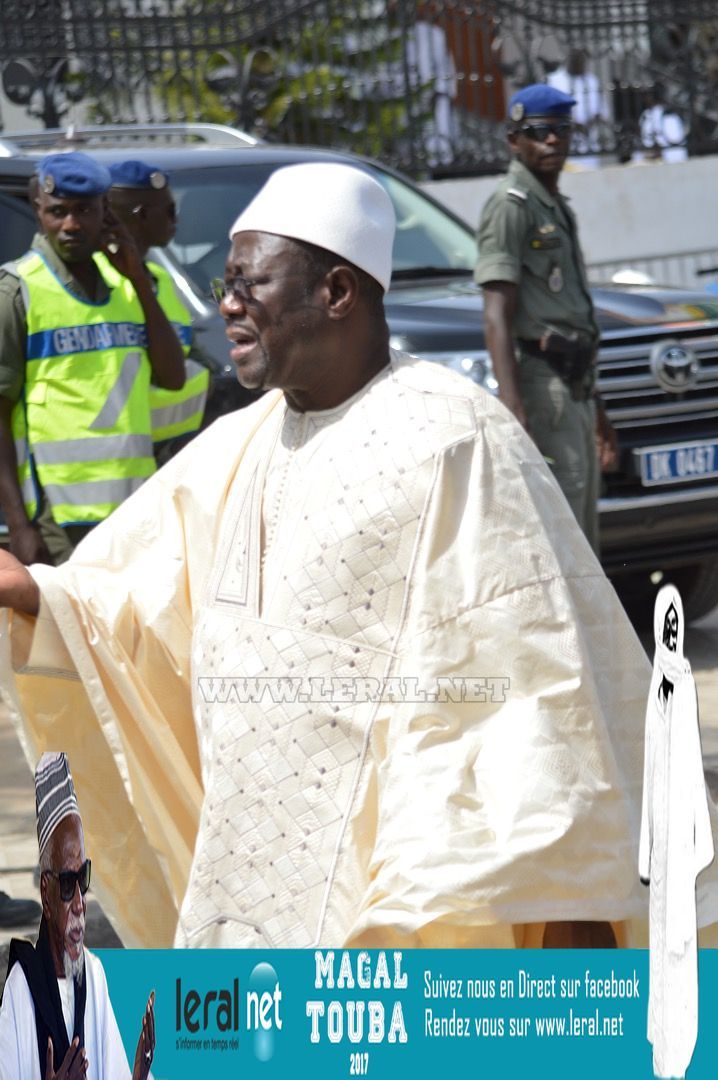 Images de la prière du Vendredi à la Grande Mosquée de Touba