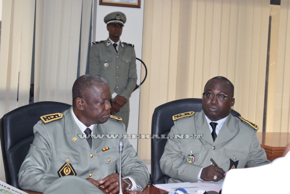Direction générale des Douanes : Papa Ousmane Guèye passe le témoin à Oumar Diallo