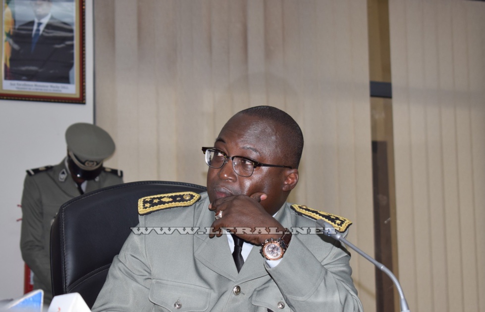 Direction générale des Douanes : Papa Ousmane Guèye passe le témoin à Oumar Diallo