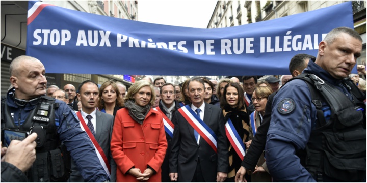 VIDÉO - Des élus chantent la Marseillaise et bousculent des fidèles musulmans en pleine prière de rue à Clichy