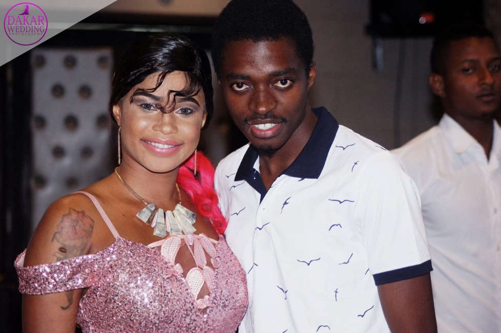 (Photos + Vidéo) Les images exclusives de l’anniversaire de Ouf de Marichou avec les acteurs de la SÉRIE