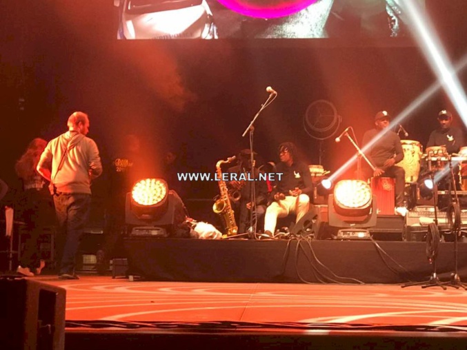 (Photos et Vidéo) Bercy 2017: Balance de Youssou Ndour et le Super Etoile sur la scène  . Regardez!