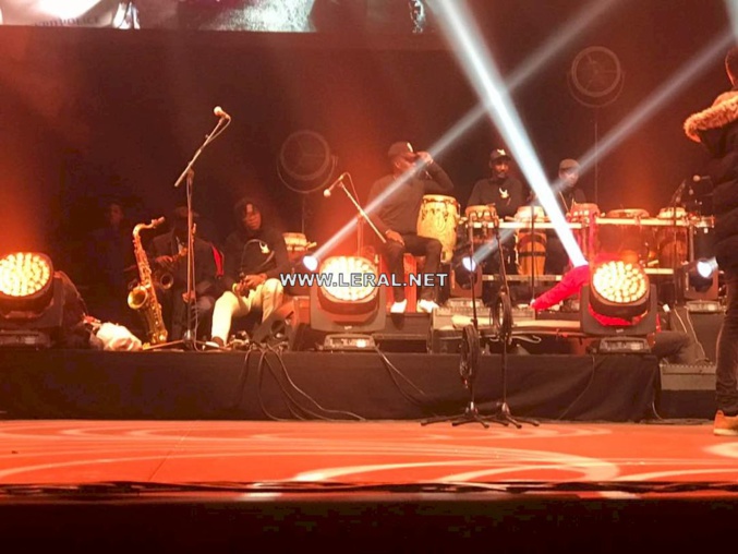 (Photos et Vidéo) Bercy 2017: Balance de Youssou Ndour et le Super Etoile sur la scène  . Regardez!