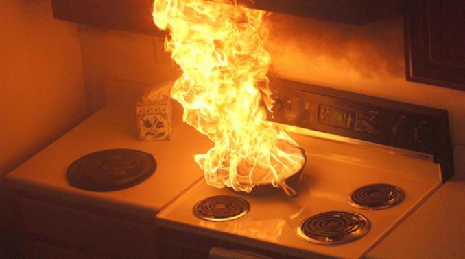 Voici des astuces pour éteindre un feu de cuisine
