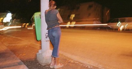 Pourquoi les hommes voient des prostituées