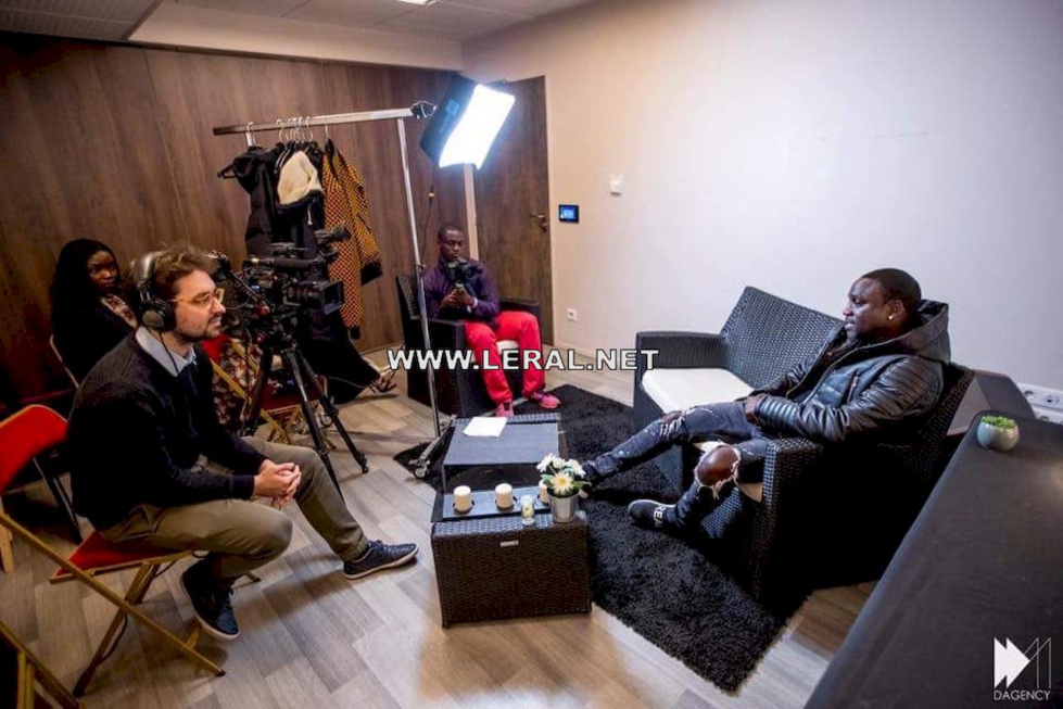 Bercy 2017 - Youssou Ndour: "Un grand merci à mes deux frères, le talentueux David Monfort de Dagency et son frère, Bassirou Niang"