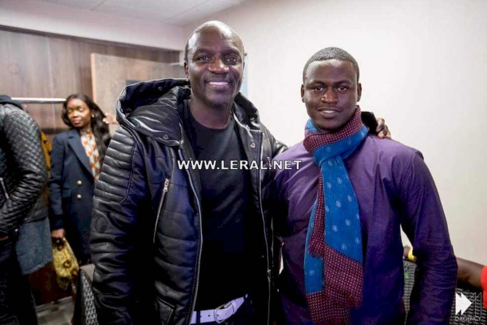 Bercy 2017 - Youssou Ndour: "Un grand merci à mes deux frères, le talentueux David Monfort de Dagency et son frère, Bassirou Niang"