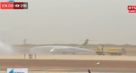 Arrêt sur images- Démonstration spectaculaire de l’Armée de l’air à l’AIDB