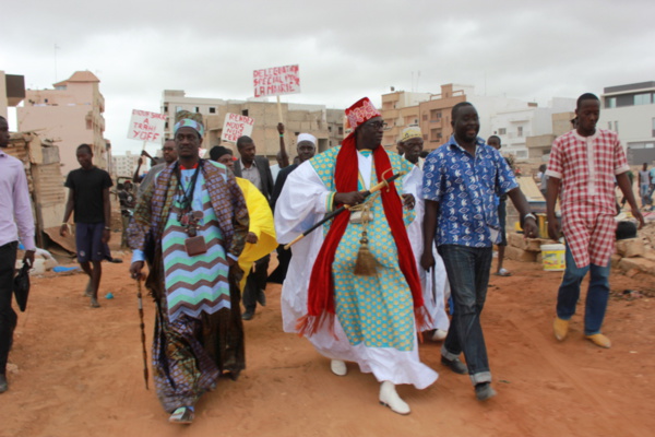 Terres de l’aéroport de Yoff : Les jeunes de la collectivité Taank dénoncent le comportement de Pape Ibrahima Diagne