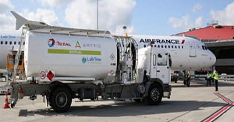 AIBD : les cuves à kérosène pas encore opérationnelles, les avions ravitaillés par des camions AIBD : les cuves à kérosène pas encore opérationnelles, les avions ravitaillés par des camions