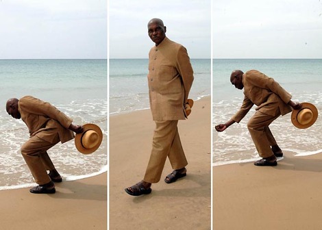 Le président Abdoulaye Wade, plage de Popenguine 2008 par Erick Christian