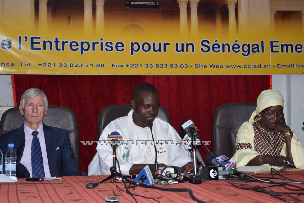 Les images du point de presse de la Fédération pour la paix universelle (FPU)