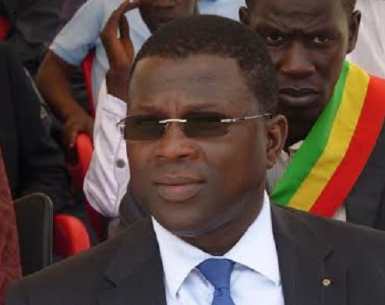 EL Hadji Alioune Diouf, ancien directeur du commerce intérieur « J’aime un peu l’homme Pelé mais j’adore le footballeur»