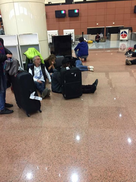 URGENT-  Les aiguilleurs de la tour de contrôle en grève, l'aéroport AIDB paralysé