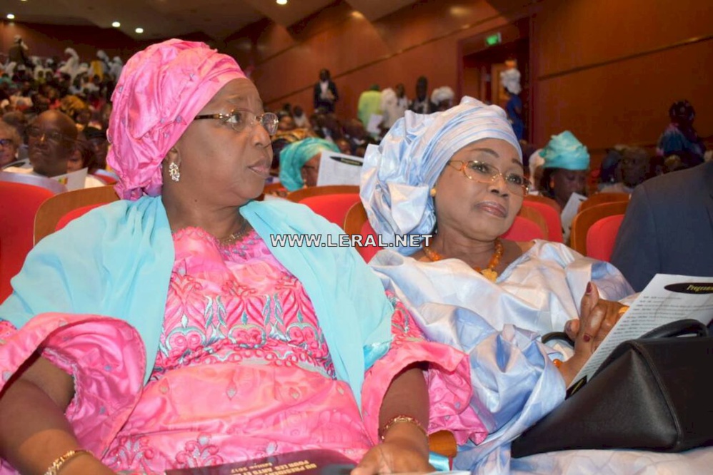 Cérémonie de remise de prix du président de la République pour les Arts et les Lettres Cérémonie de remise de prix du président de la République pour les Arts et les Lettres